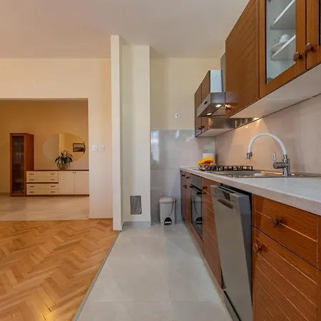Cozy Apartment In Zadar With Wifi Exterior photo
