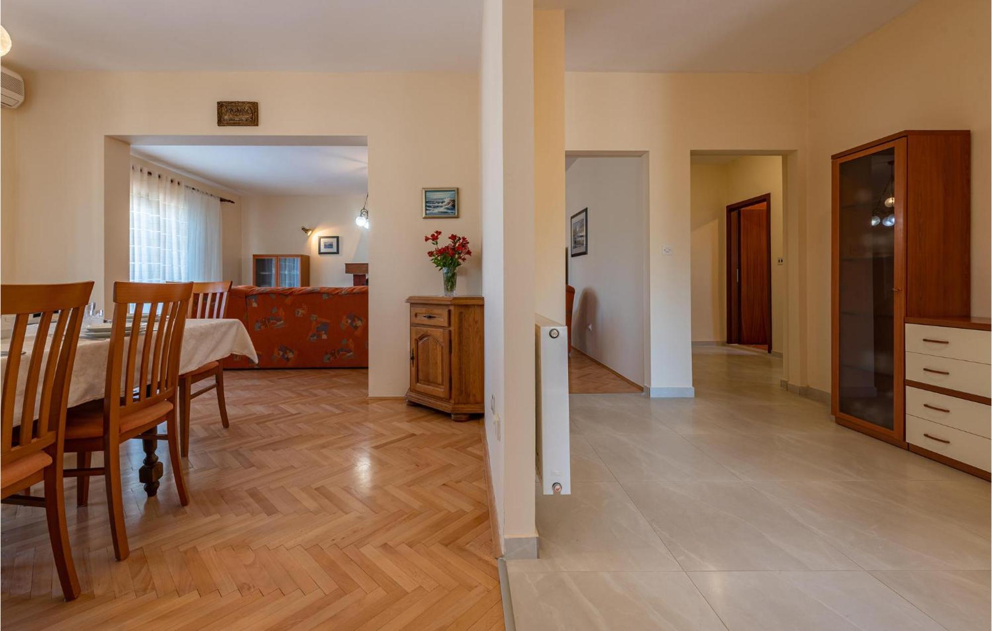 Apartment Cozy In With Wifi Zadar